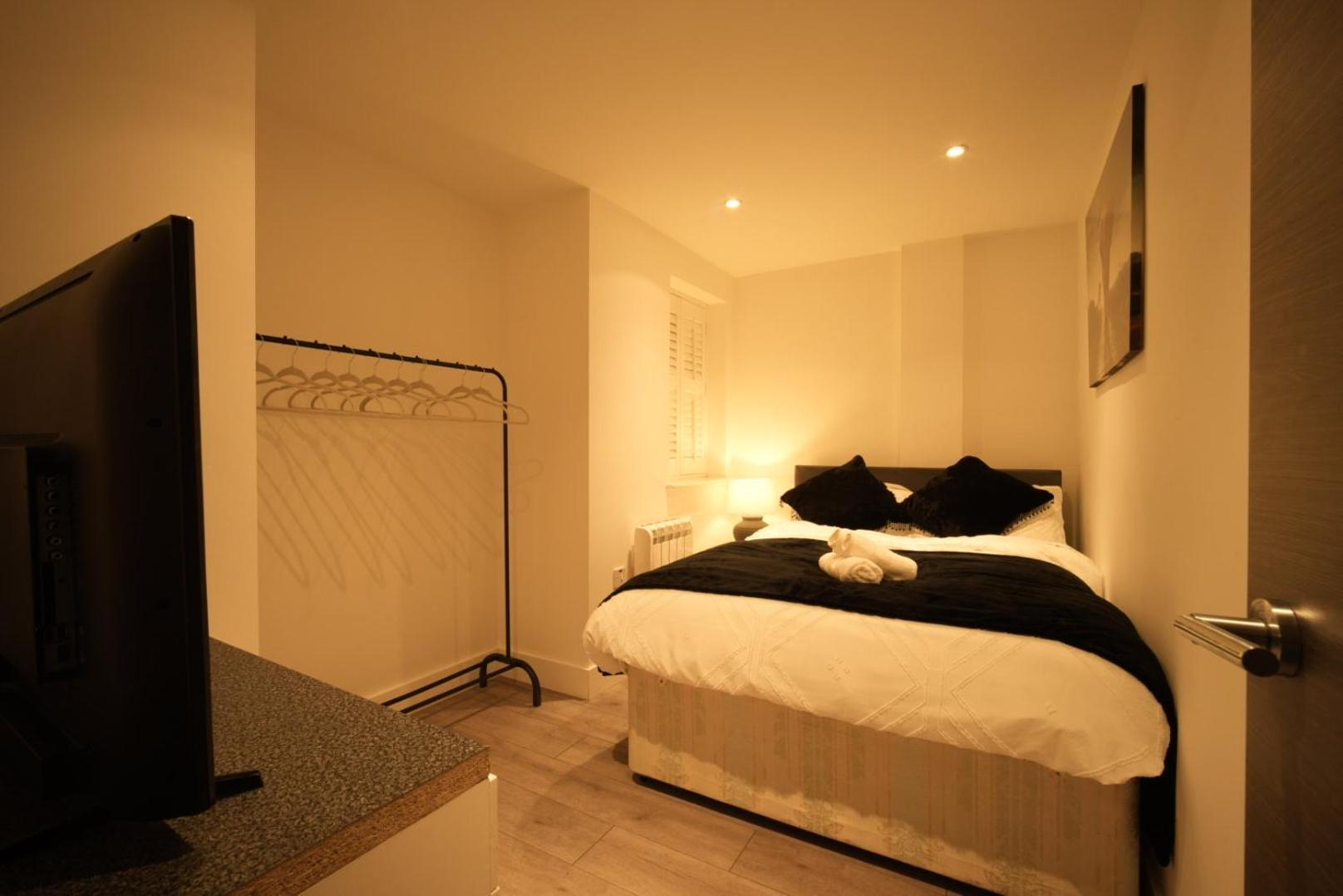 Luxury Centre 3bedroom 5beds With Allocated Parking Apartment Birmingham